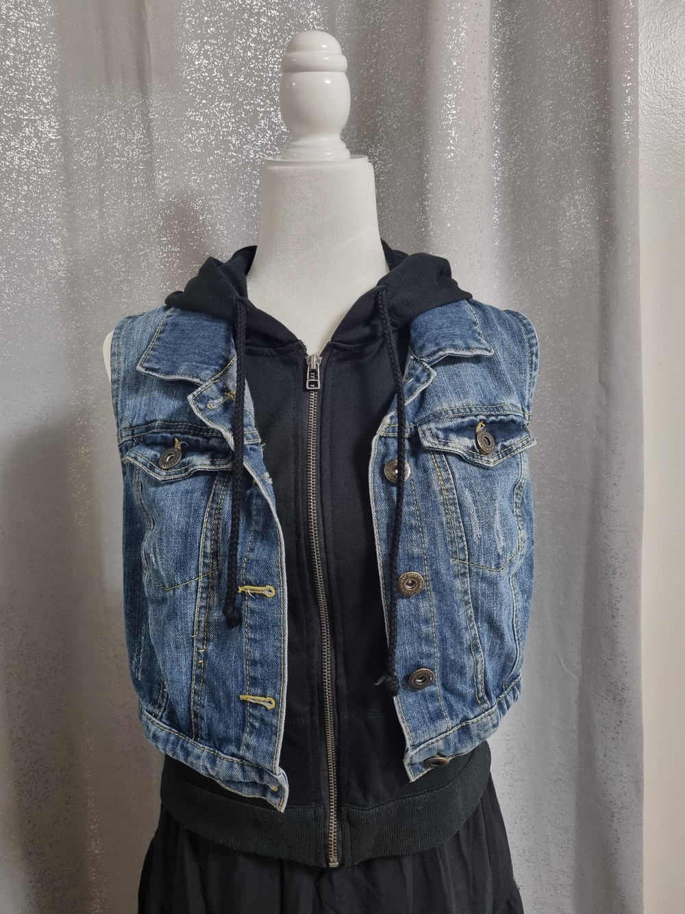Highway Jeans Hooded Cropped Denim Vest Jacket Blue Size L Juniors